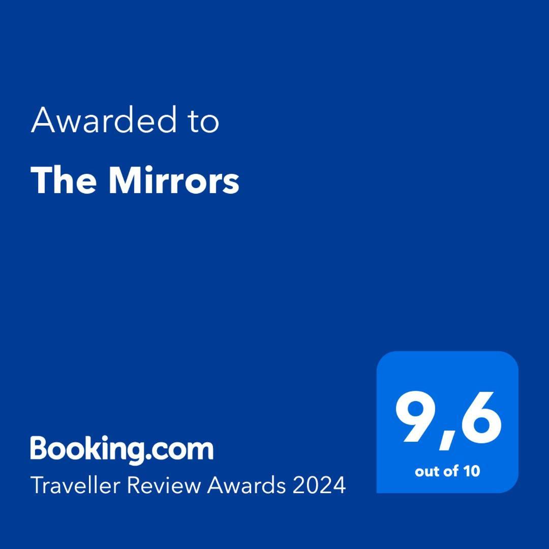 דירות סופוט The Mirrors מראה חיצוני תמונה