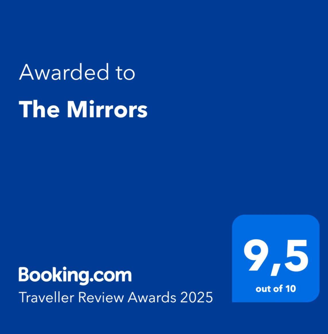 דירות סופוט The Mirrors מראה חיצוני תמונה